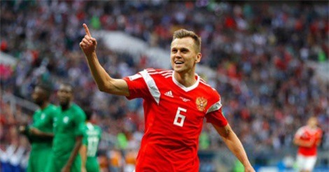 Ghi 2 bàn, chân sút tuyển Nga lập nên kỳ tích ở World Cup