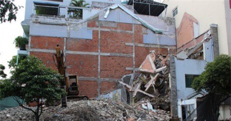 Hà Nội điều tra nguyên nhân vụ sập nhà khiến 2 người thương vong