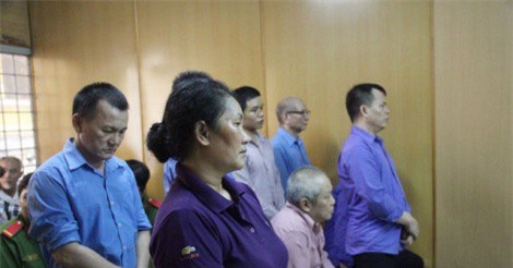 Lừa bán thiên thạch chiếm đoạt cả trăm tỉ đồng