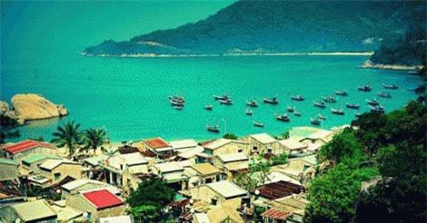 Lạc lối trước những địa điểm du lịch đầy mê hoặc ở Đà Nẵng