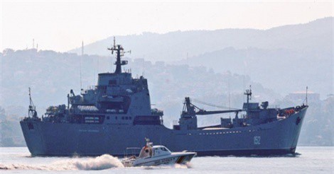 Tàu quân sự Nga tiếp tục chuyển thêm vũ khí tới Syria?