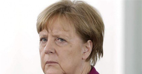 Bà Merkel có nguy cơ mất chức vì khủng hoảng nhập cư