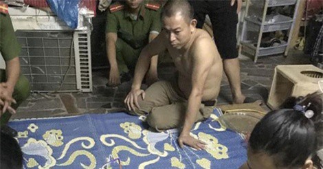 Đột kích ngôi nhà “bất khả xâm phạm” bắt cặp vợ chồng buôn ma túy