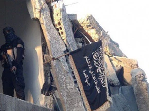 IS bị đối thủ không đội trời chung nghiền nát ở Đông Bắc Syria