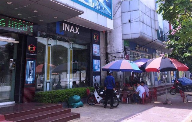 Tạm giam 2 đối tượng hành hung, dọa giết phóng viên