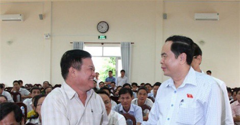 Lãnh đạo phải lắng nghe ý kiến, nguyện vọng của nhân dân 