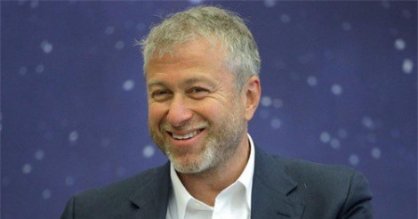 Tỷ phú Nga chi hàng trăm nghìn USD cho trẻ em tới xem World Cup