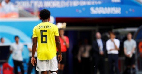 Carlos Sanchez bị CĐV Colombia dọa giết 