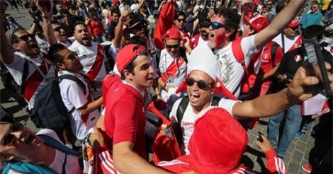 Cổ động viên Peru bán xe, bỏ việc, tăng cân để đi xem World Cup