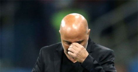 Argentina thảm bại, HLV Sampaoli cầu xin CĐV tha thứ