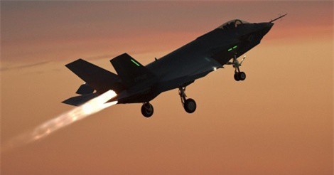 Thổ Nhĩ Kỳ nhận chiếc F-35 đầu tiên bất chấp sự bất đồng trong Quốc hội Mỹ