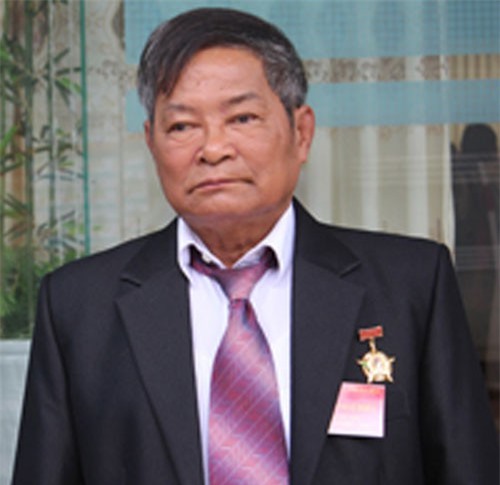 "Treo" bằng đại học về quê trồng cây thuốc cứu người, thu 20 tỷ