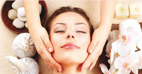 Gương mặt trẻ hơn 10 tuổi nhờ mặt nạ dưỡng da từ gạo