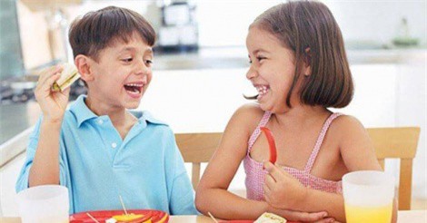Ăn sáng đủ dinh dưỡng, trẻ thông minh hơn