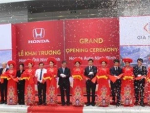 Honda Việt Nam khai trương 2 đại lý ôtô trong tháng 6