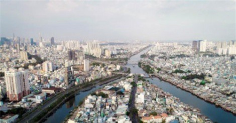 Lo kinh tế TP HCM chững lại