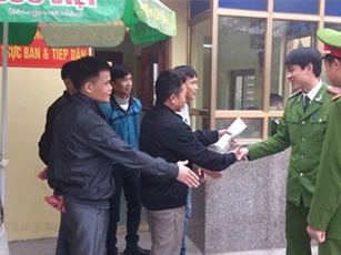 Mỗi năm 3 đợt xét tha tù trước thời hạn có điều kiện