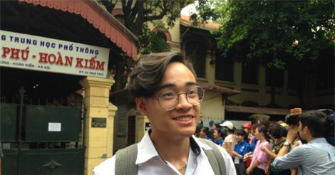 Đề thi ngữ Văn: Tuổi trẻ hào hứng với gánh nặng "đánh thức tiềm lực đất nước"