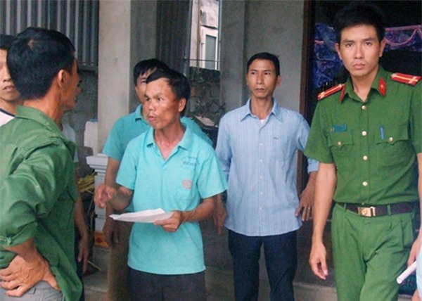 Máy trộn hồ rò điện, nữ phụ hồ tử vong 