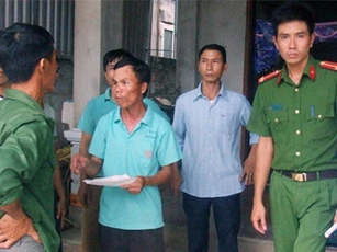 Máy trộn hồ rò điện, nữ phụ hồ tử vong