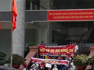 Mua nhà 7 năm, hàng trăm người giật mình vì sắp mất nhà