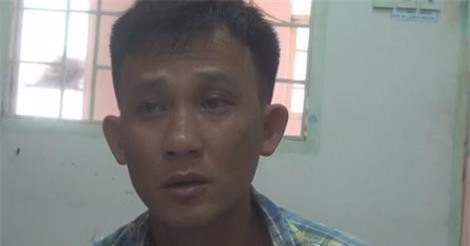 Tên trộm táo tợn đến trước cổng chùa cạy cốp xe lấy tài sản