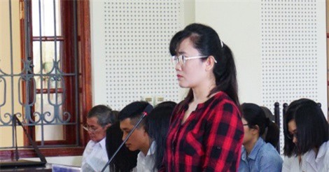 Xét xử hot girl ngân hàng chiếm đoạt hơn 50 tỷ đồng