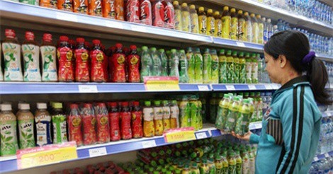 Cuộc chiến giành miếng bánh gần 2 tỷ USD của trà đóng chai Việt