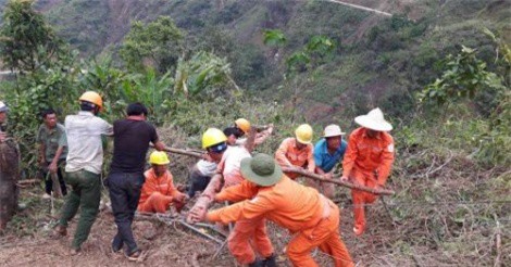 EVN tiếp tục khắc phục sự cố điện do mưa lũ tại một số tỉnh miền núi phía Bắc