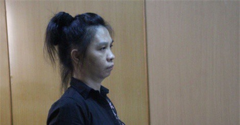 Nữ đội trưởng thuế nhận bọc tiền trăm triệu từ công ty vàng