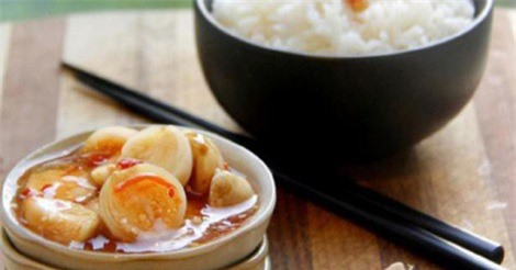 Ung thư dạ dày có liên quan tới thói quen ăn dưa, cà muối