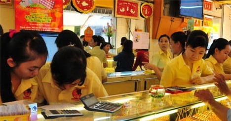 GIÁ VÀNG NGÀY 29/6: Thấp kỷ lục, vàng xuống đáy 1 năm