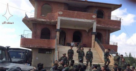 Quân đội Syria tiến công nhanh, phiến quân từ bỏ một số khu vực ở Đông Dara'a