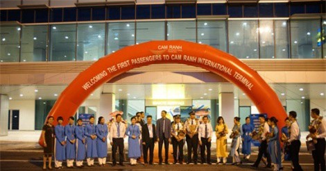 Vietnam Airlines khai thác nhà ga mới hình tổ yến tại sân bay Cam Ranh