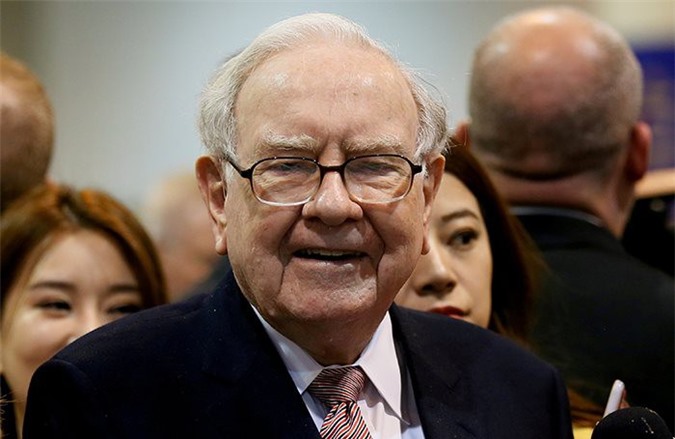 Warren Buffett: Giàu gấp đôi cũng không giúp bạn hạnh phúc hơn