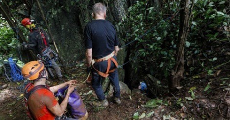 Lực lượng cứu hộ luyện tập sơ tán đội bóng Thái mắc kẹt trong hang