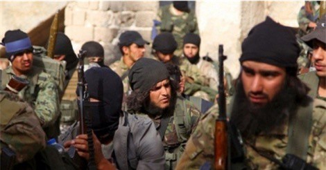 Phiến quân bất ngờ dâng 3 thị trấn chiến lược cho quân đội Syria