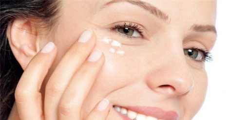 Những nguyên tắc "vàng" không thể bỏ qua khi chăm sóc da vùng mắt