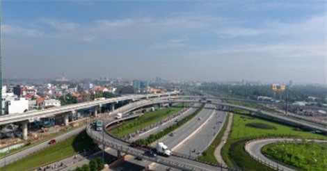 Sốt đất thổi bùng nỗi lo chu kỳ khủng hoảng 10 năm