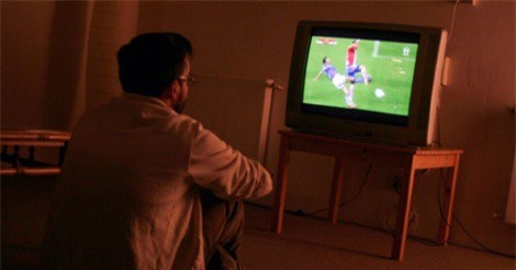 Chung kết World Cup 2018: Coi chừng đột tử vì thức khuya