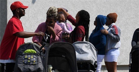 EU sẵn sàng giúp đỡ Đức trong giải quyết vấn đề người di cư