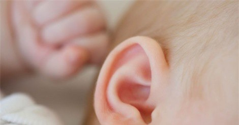 Phòng trị viêm tai giữa cho trẻ nhỏ