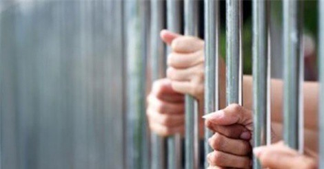 Bị tù giam vẫn được nhận lương hưu