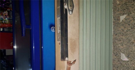 Đà Nẵng: Truy tìm nhóm trộm cắp khoắng sạch tiệm tạp hoá