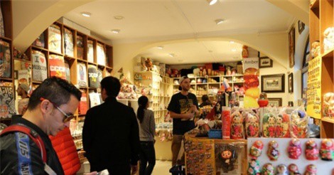 Muôn kiểu “hốt bạc” mùa World Cup của du học sinh Việt tại Nga