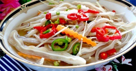 2 món ngon từ tai heo không lo béo nhâm nhi mùa World Cup