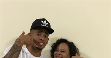 Câu chuyện World Cup: Đằng sau những tuyển thủ Brazil là những bà mẹ đơn thân cả đời tần tảo nuôi con nên người