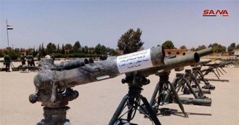 Chùm ảnh: Phiến quân nổi dậy giao nộp vũ khí Mỹ cho chính phủ Syria