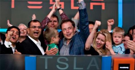 Đạt chỉ tiêu sản xuất xe Model 3 vào phút chót, Elon Musk gửi tâm thư đến nhân viên của Tesla: Cuối cùng chúng ta cũng là một công ty ô tô thực sự rồi!