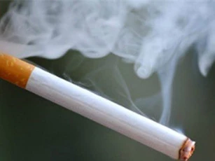Hút thuốc lá có thể dẫn đến mất trí nhớ